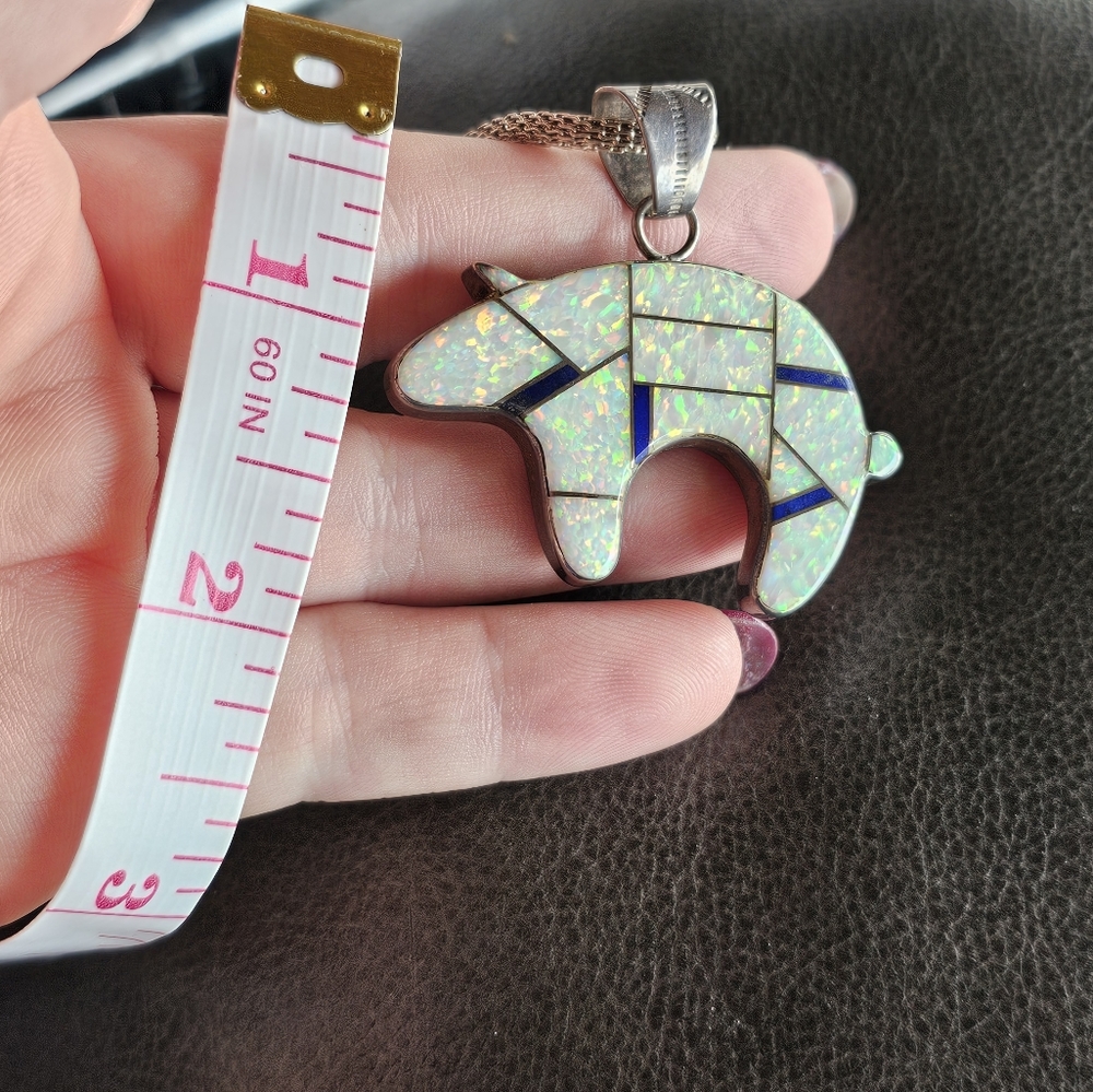 Signed large bear opal necklace. Stamped VV sterling. Most likely native america - Picture 3 of 6